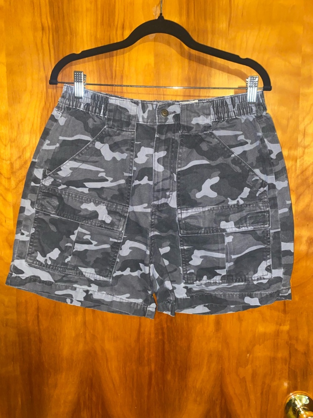 Women’s High waisted Gray Camo Utility Shorts